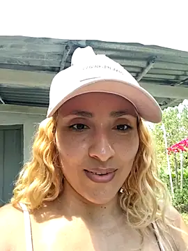 JhordanAndDanna's Live XXX Chat