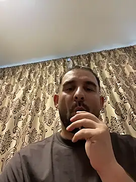 -alpha_ XXX чат на живо