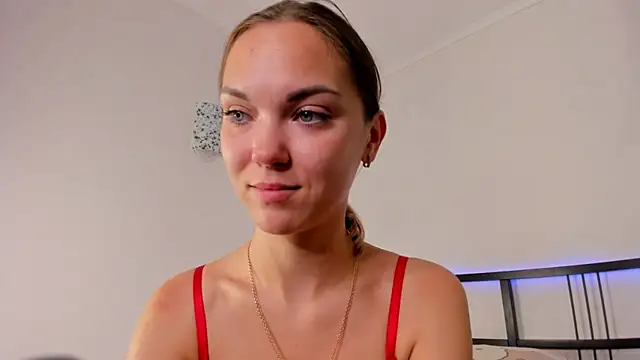 Živý XXX chat Flora_Meooww