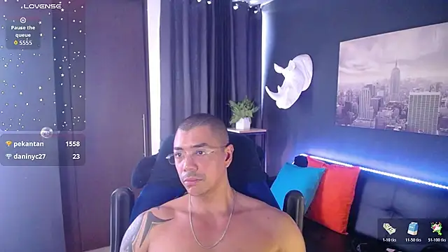 Zed_ferrer's Live XXX Chat
