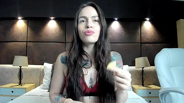 ValeryMontenegro's Live XXX Chat