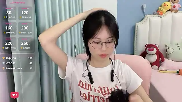 Luna-666 Chat XXX in diretta