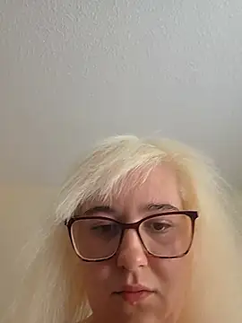 Онлайн чат XXX Ashloves_