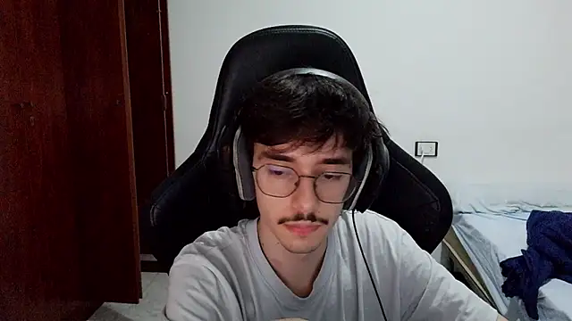 Chat XXX ao vivo de gabrielNovin17cm
