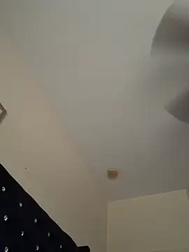 צ'אט XXX בשידור חי של Midnght_Tease977