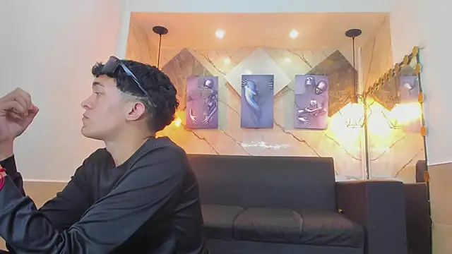 Yeff_26n Live XXX chat