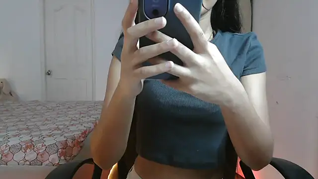 Mini_Meera live XXX chat