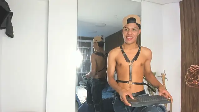 Colby_driscoll: απευθείας συνομιλία ΧΧΧ