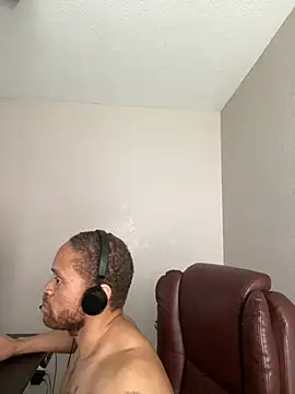 Fathero1time Show in webcam