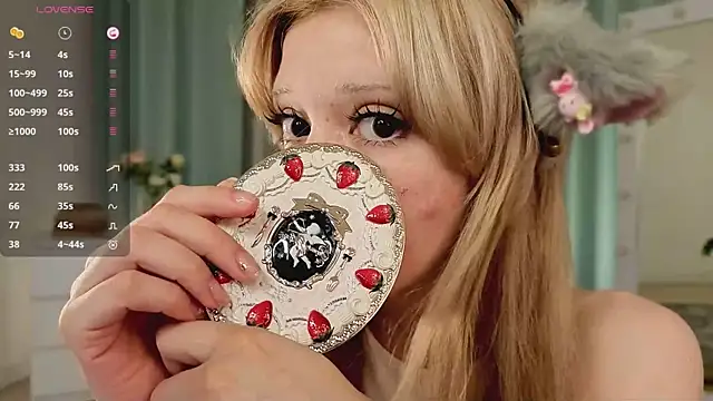 boobsybootie: онлайн-секс-чат