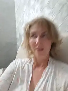 Chat XXX en directo de stellahere8