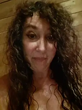 GypsyEsmeralda Adlı Modelin Canlı XXX Sohbeti