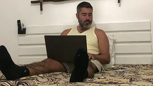 צ'אט XXX בשידור חי של victor_chat