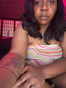 MercedesRedd – Live XXX-chat