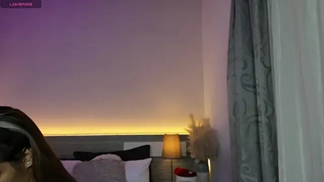 ZarahFoxx Chat XXX in diretta