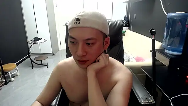 yichen008 即時 XXX 聊天