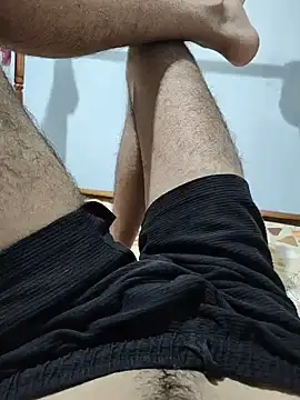 GuywithBigballs Show in webcam