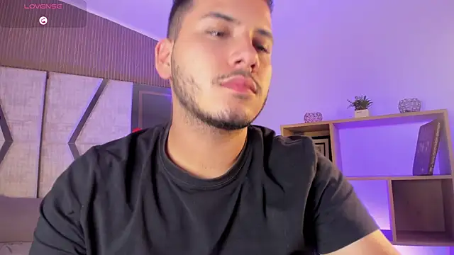 Chat XXX Live Axel_grey_