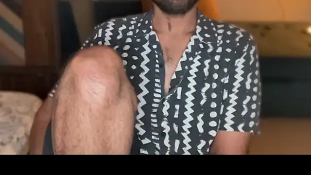 Mr_Pookiee Chat XXX in diretta