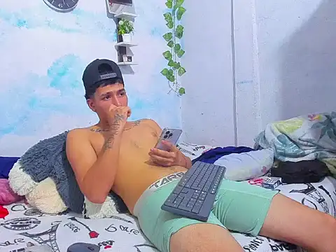 aaron_mercury_x Live XXX-chat