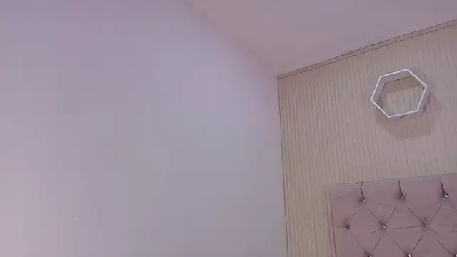 Chat +18 de ZarinaWynne ao vivo