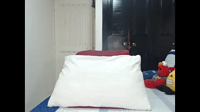 XXX chat uživo modela candyboy232