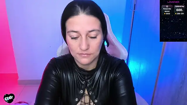 Czat XXX na żywo – Saskyaa