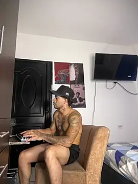 Kenny_romano 在線直播表演