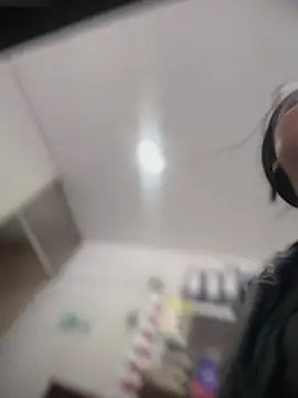 Mia_Risky-1 Adlı Modelin Canlı XXX Sohbeti
