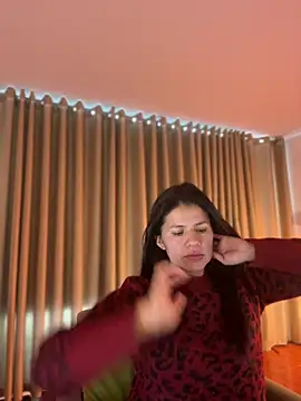 Zandrina লাইভ XXX চ্যাট