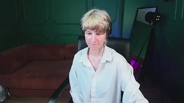Senpai_Sins' Live XXX Chat
