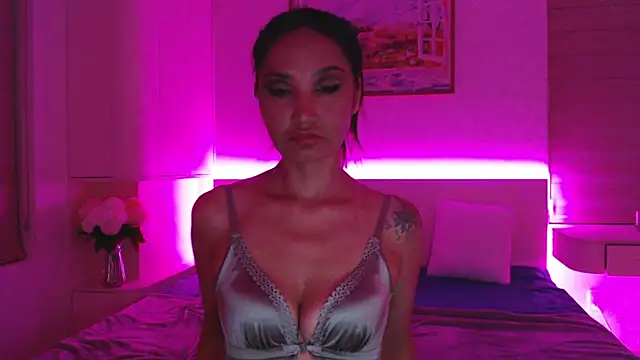 Czat XXX na żywo – Ohmy_Linda