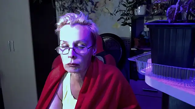 HelgaHimmell's Live XXX Chat
