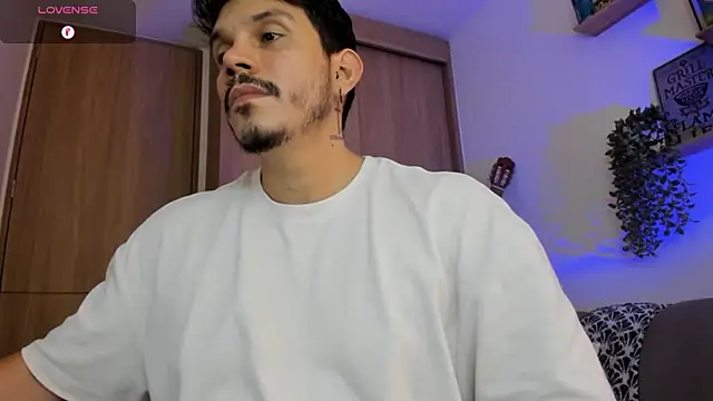 Chat XXX en directo de alejandro_stark