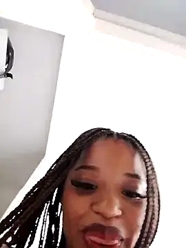 miaakittyy's Live XXX Chat