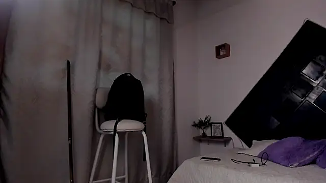 Chat XXX en directo de Sarah_miel