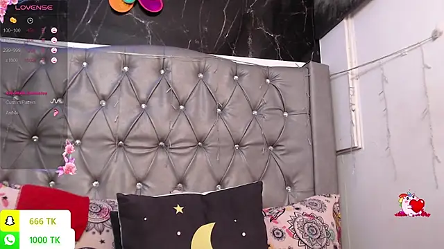 LAILAGUMMY's Live XXX Chat