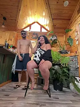 แชท XXX สดของ SierraxRuben26