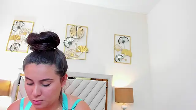 Онлайн чат XXX MadisonJenner