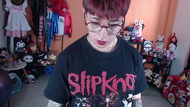 MissMiia2 Live XXX-chat