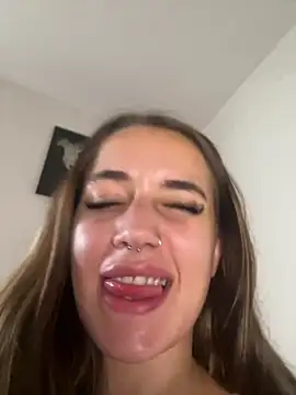 baadievino's Live XXX Chat