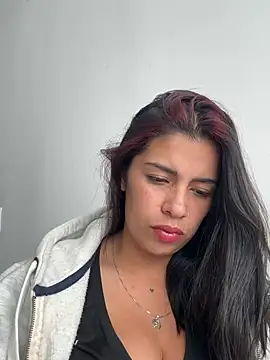 Chatroom XXX en direct de Nathaly_12