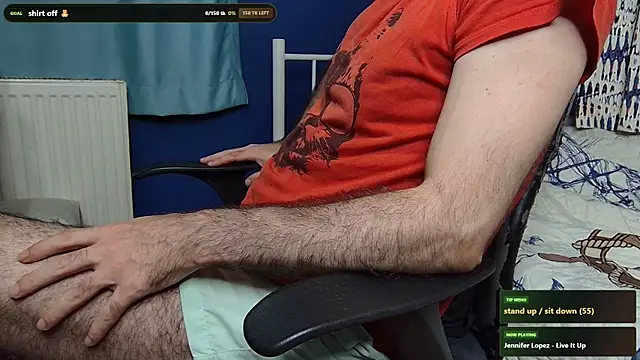 צ'אט XXX בשידור חי של hairybearcb