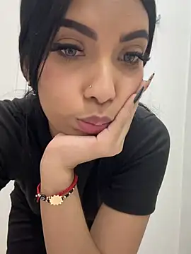 Chatroom XXX en direct de AlissonRossi