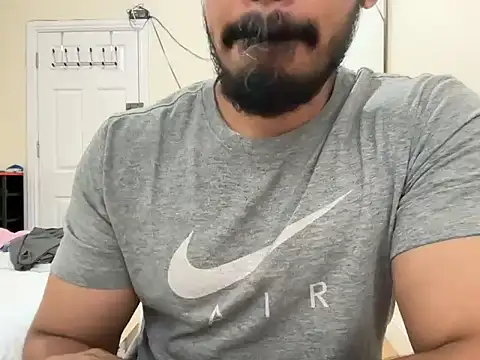 celibate-monk Adlı Modelin Canlı XXX Sohbeti