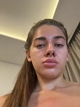 Marta--jess Adlı Modelin Canlı XXX Sohbeti