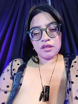 SOFI__10's Live XXX Chat