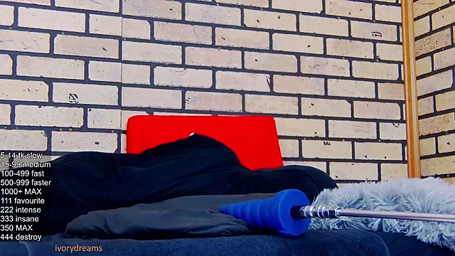 IvoryDreams' Live XXX Chat