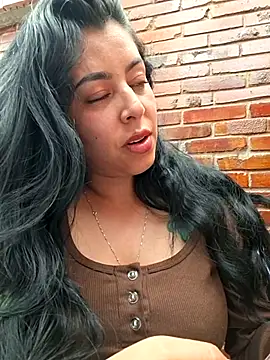 Luianna Live XXX Chat