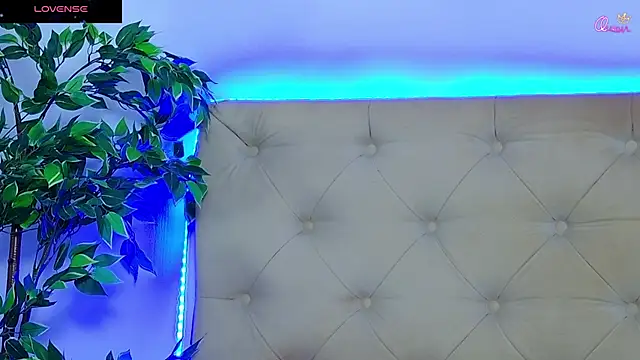 Daliya_ লাইভ XXX চ্যাট